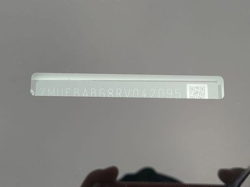 Certified 2024 Toyota Corolla Cross XSE image 16