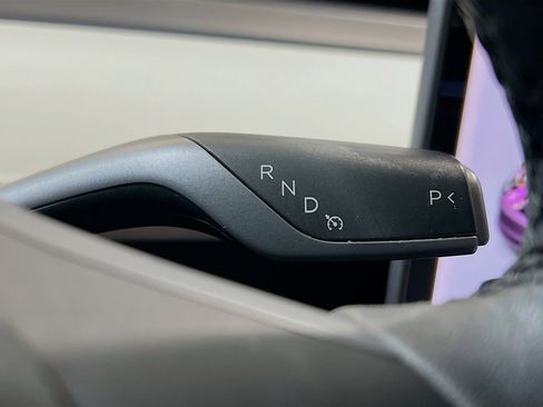 Used 2020 Tesla Model 3 Long Range image 13