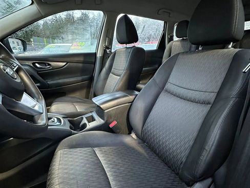 Used 2017 Nissan Rogue S image 12