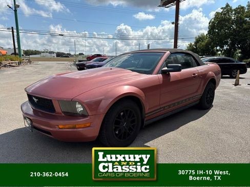 Used 2007 Ford Mustang Deluxe image 1