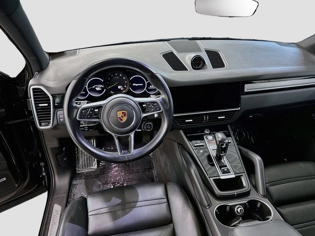 Used 2022 Porsche Cayenne Platinum Edition AWD/4WD image 26