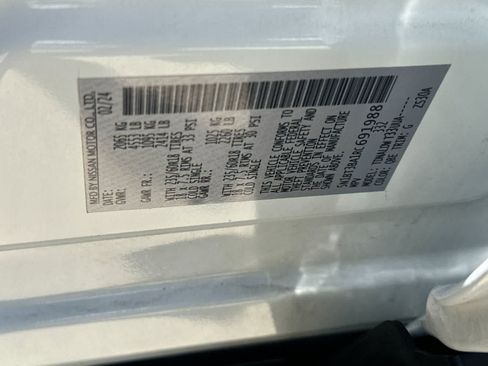 Used 2024 Nissan Rogue SV FWD image 32