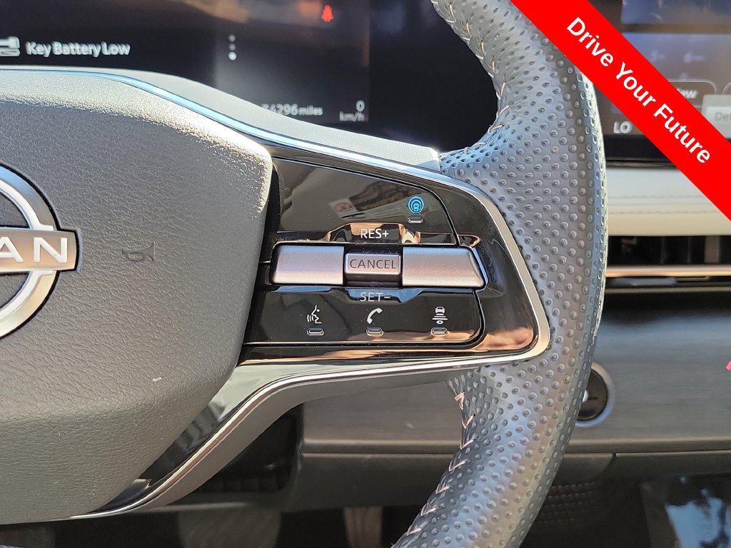 Used 2024 Nissan Ariya FWD image 8
