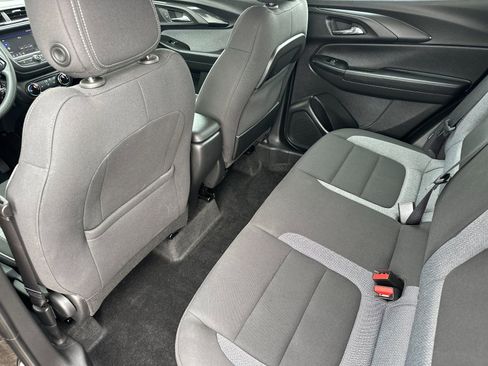 Used 2023 Chevrolet TrailBlazer LS FWD image 14