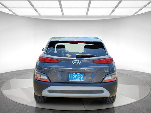 Used 2023 Hyundai Kona SEL FWD image 4