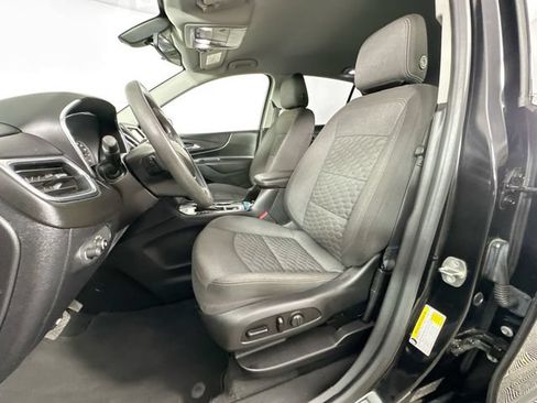 Used 2019 Chevrolet Equinox LT AWD/4WD image 16