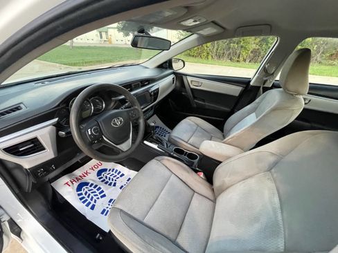 Used 2016 Toyota Corolla L image 12