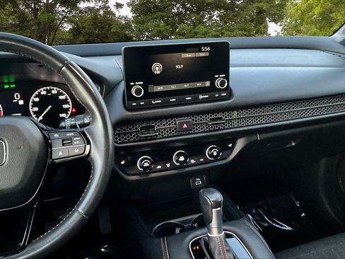 Used 2023 Honda HR-V Sport image 9