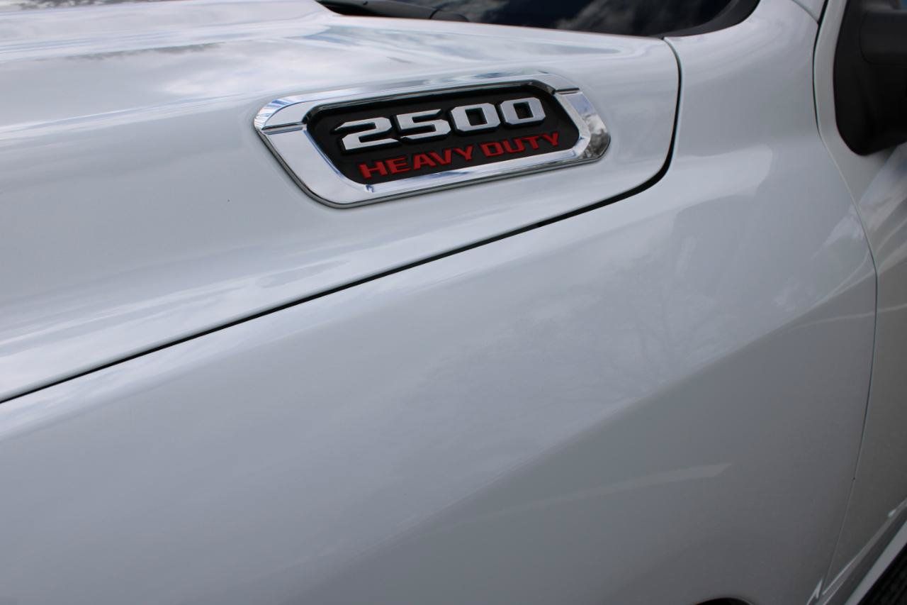 Used 2024 RAM 2500 Big Horn AWD/4WD image 11