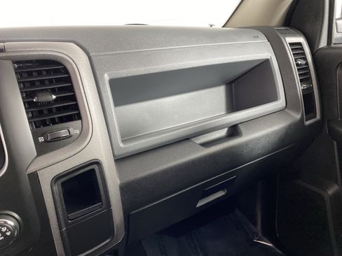 Used 2018 RAM 1500 Express image 28