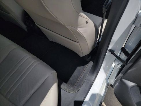 Used 2022 Honda Accord EX-L image 11