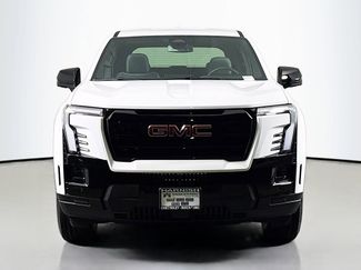 New 2026 GMC Sierra EV Elevation video 2