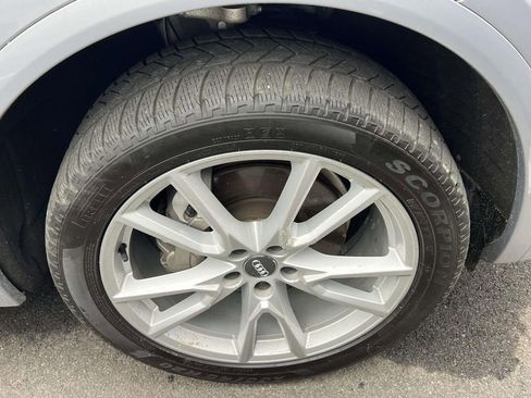 Used 2022 Audi Q5 2.0T Premium Plus image 9