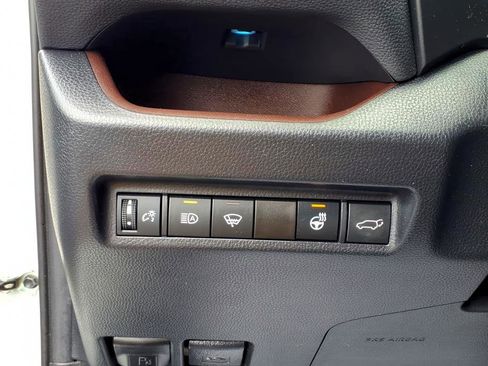 Used 2022 Toyota RAV4 Limited w/ Limited Grade Weather Package FWD image 25