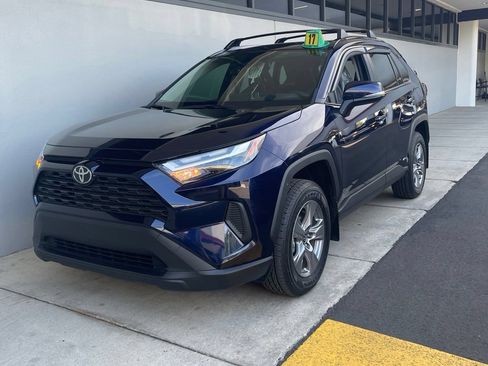 Used 2025 Toyota RAV4 XLE w/ Convenience Package AWD/4WD image 7