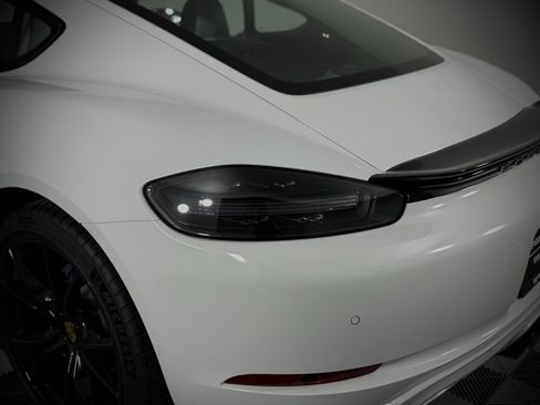 New 2025 Porsche 718 Cayman image 12