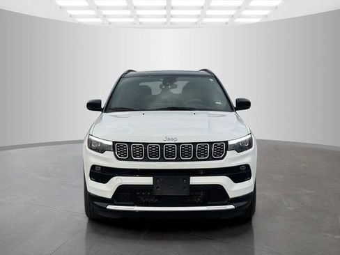 Certified 2025 Jeep Compass Limited w/ Elite Group AWD/4WD image 2