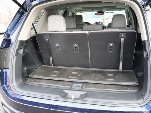 Certified 2025 Honda Pilot Touring image 16