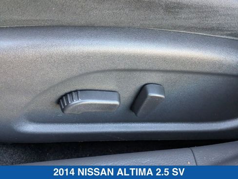Used 2014 Nissan Altima 2.5 SV w/ Convenience Package image 26