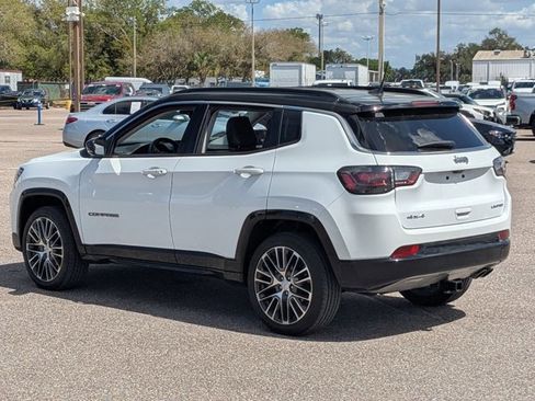 Used 2022 Jeep Compass Limited w/ Elite Group image 7