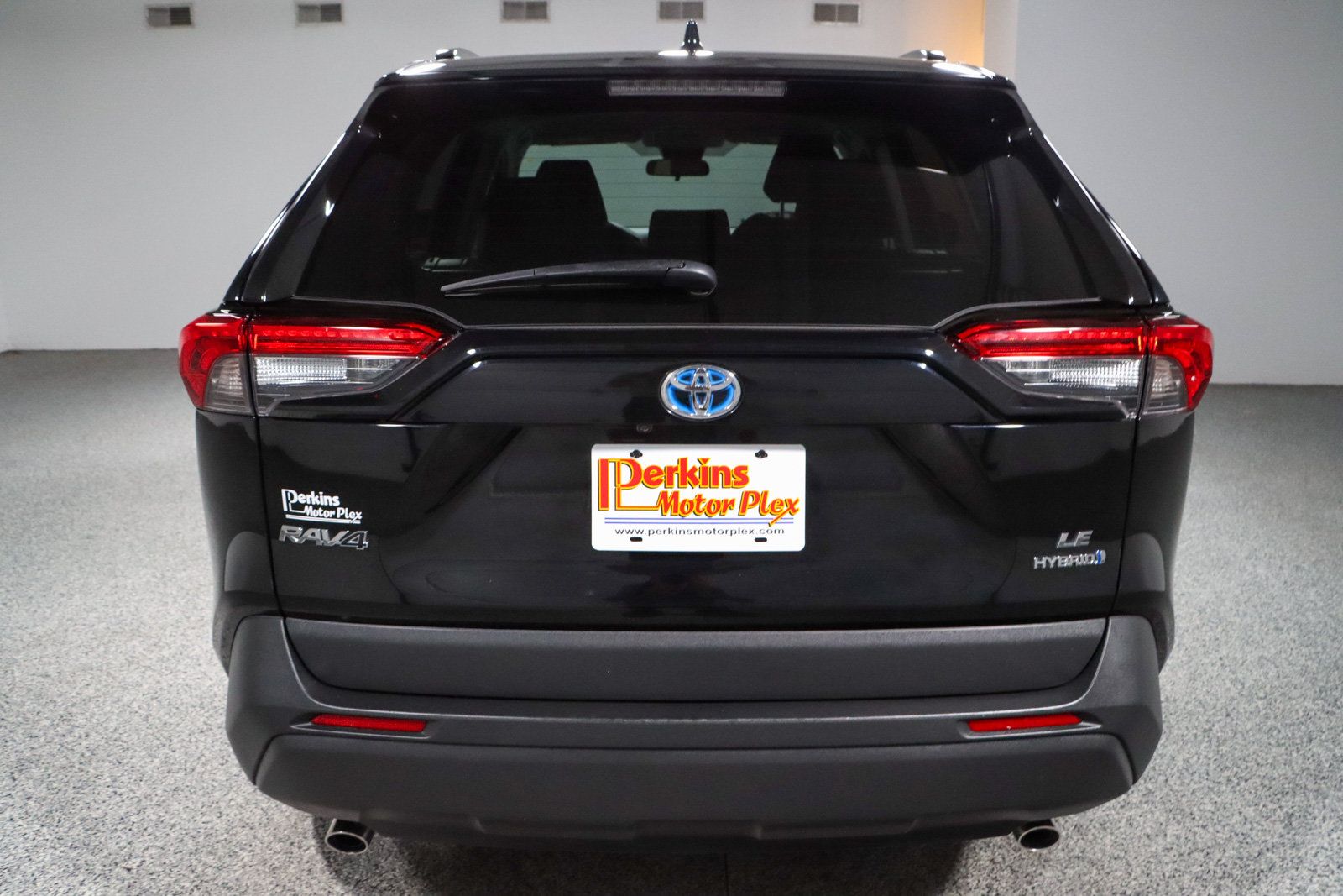Used 2022 Toyota RAV4 LE AWD/4WD image 8