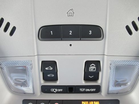 Used 2022 GMC Terrain AT4 w/ Infotainment Package II AWD/4WD image 31