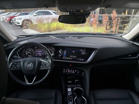 Used 2023 Buick Envision Essence image 44