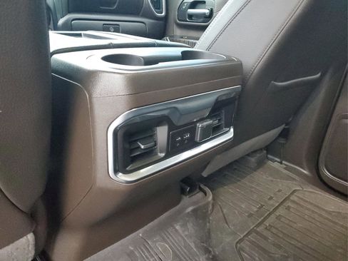 Used 2022 GMC Sierra 2500 Denali w/ Technology Package image 11