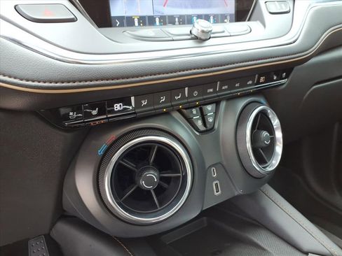 Used 2019 Chevrolet Blazer Premier w/ Sun and Wheels Package image 25