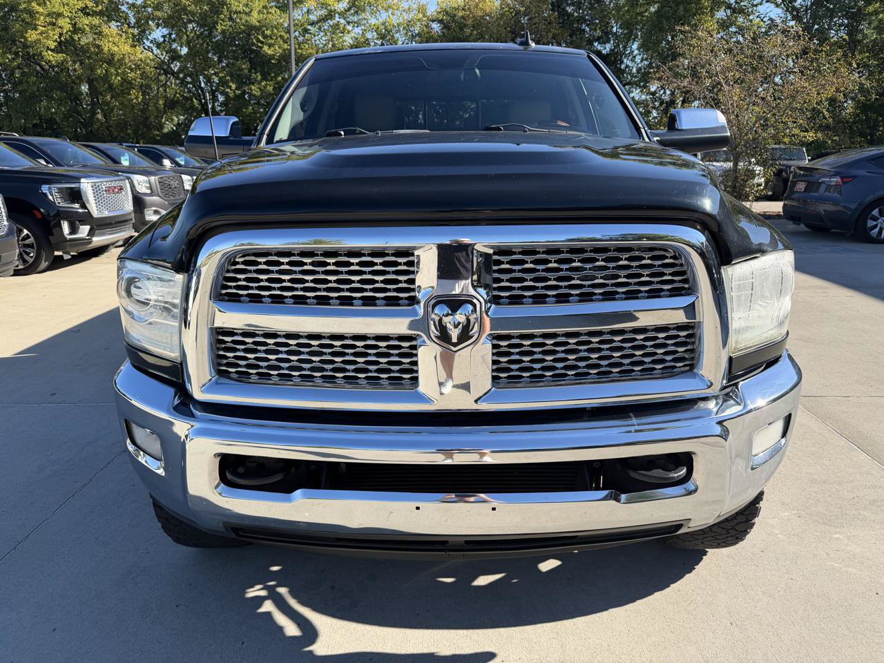 Used 2014 RAM 2500 Laramie w/ Protection Group AWD/4WD image 2