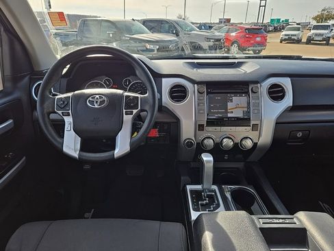 Used 2016 Toyota Tundra SR5 image 15