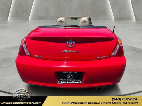 Used 2005 Toyota Solara SLE FWD image 4