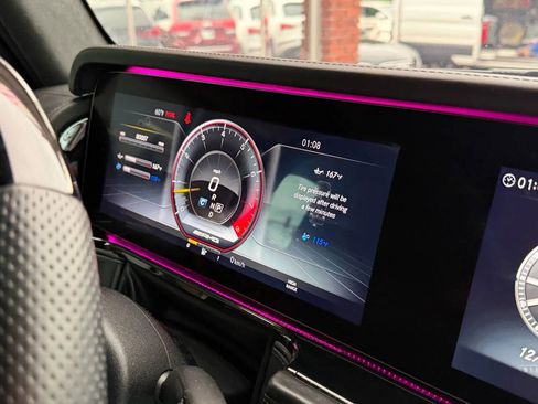 Used 2019 Mercedes-Benz G 63 AMG AMG G 63 AWD 4MATIC 4dr SUV image 27