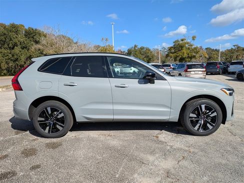 New 2026 Volvo XC60 B5 Plus w/ Protection Package Premier image 15
