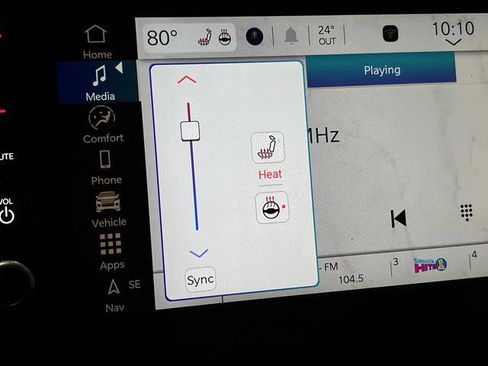 New 2026 Jeep Grand Cherokee Altitude image 8