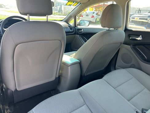 Used 2014 Kia Forte LX image 14