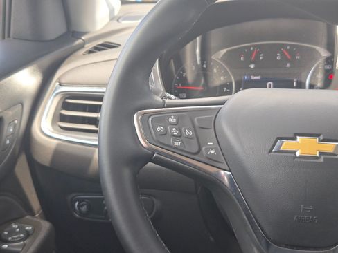 Used 2024 Chevrolet Equinox LT FWD image 19