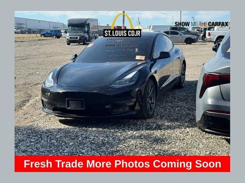 Used 2022 Tesla Model 3 Long Range AWD/4WD image 1