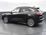 Used 2022 Ford Escape Titanium image 2