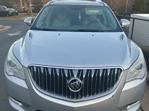 Used 2013 Buick Enclave Leather image 1