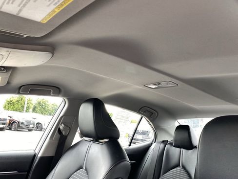 Used 2023 Toyota Camry SE FWD image 32