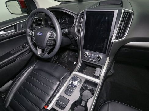 Used 2024 Ford Edge SEL w/ Convenience Package image 19