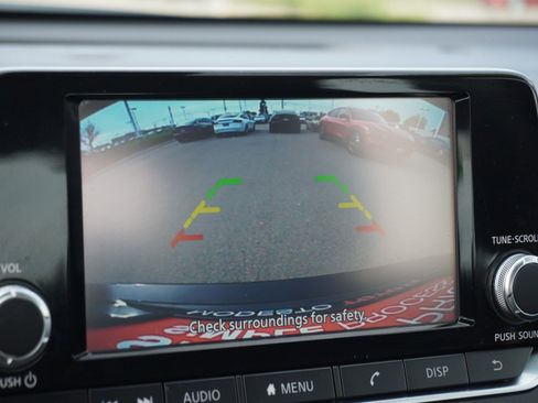 Used 2024 Nissan Altima 2.5 S image 23