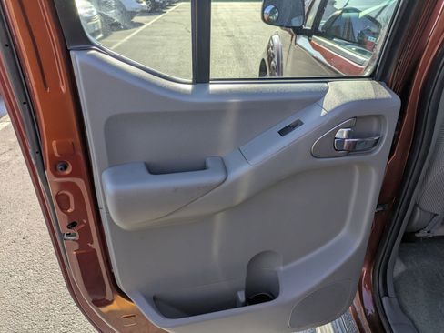 Used 2016 Nissan Frontier SV w/ SV Value Truck Package image 29