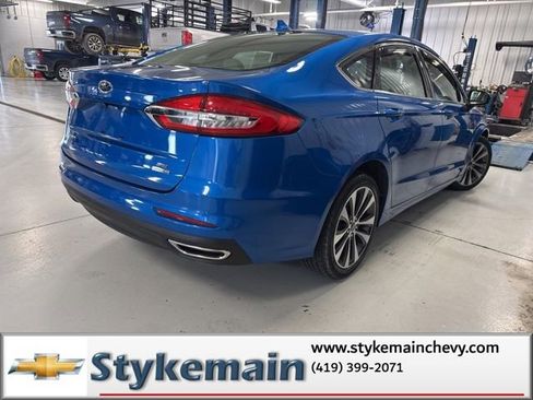 Used 2020 Ford Fusion SE image 11
