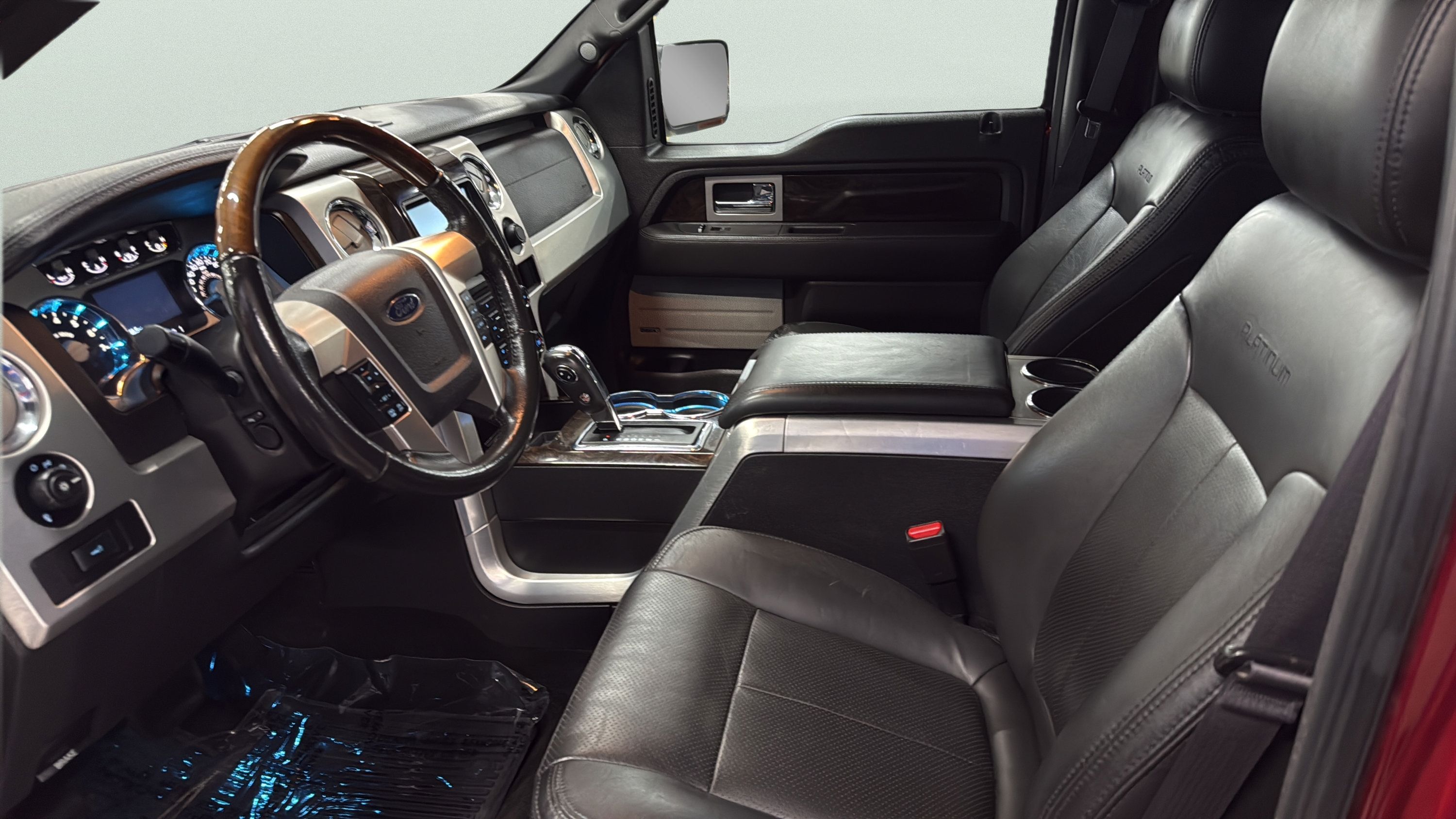Used 2013 Ford F150 Platinum AWD/4WD image 22