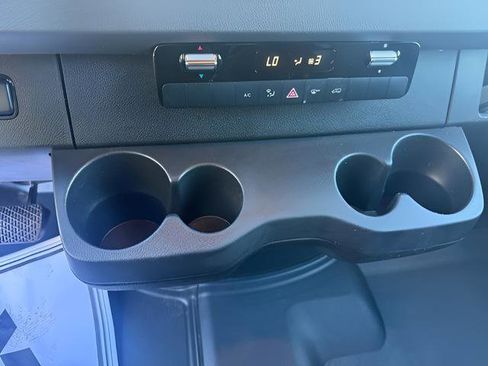 Used 2023 Mercedes-Benz Sprinter 2500 w/ Acoustic Package image 17