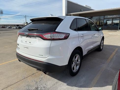 Used 2016 Ford Edge SE image 5