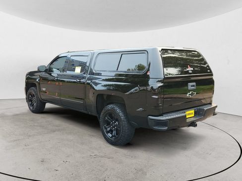 Used 2018 Chevrolet Silverado 1500 LTZ Z71 w/ LTZ Plus Package AWD/4WD image 7