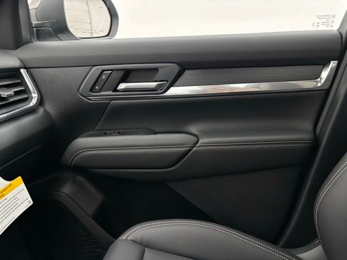 New 2026 GMC Terrain Elevation w/ Elevation Premium Package image 44